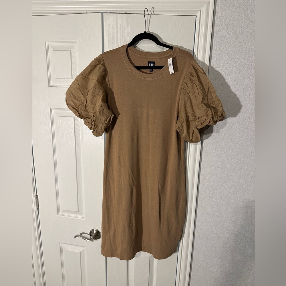 NWT. Light brown GAP dress. Light brown